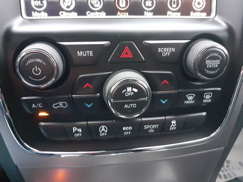 Jeep Grand Cherokee (2018) 3.6 L V6 4x4 - fotka 22 z 40