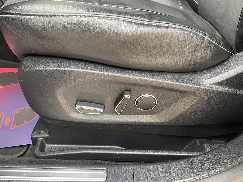Ford Galaxy (2016) 2,0 TDCi - Panorama - Titanium - fotka 26 z 49