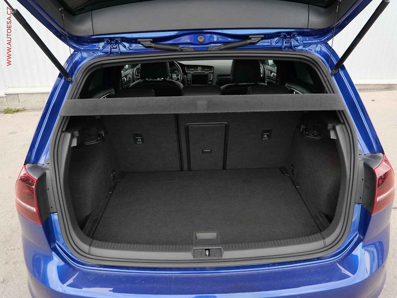 Volkswagen Golf (2014) 2.0TSi 4x4, R, DSG, LED, navi - fotka 7 z 28