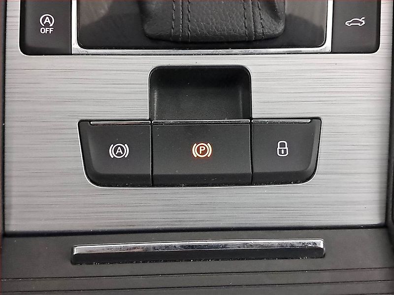 Škoda Superb (2021) 2.0 TDI, Automat, ČR,1.maj - fotka 20 z 24