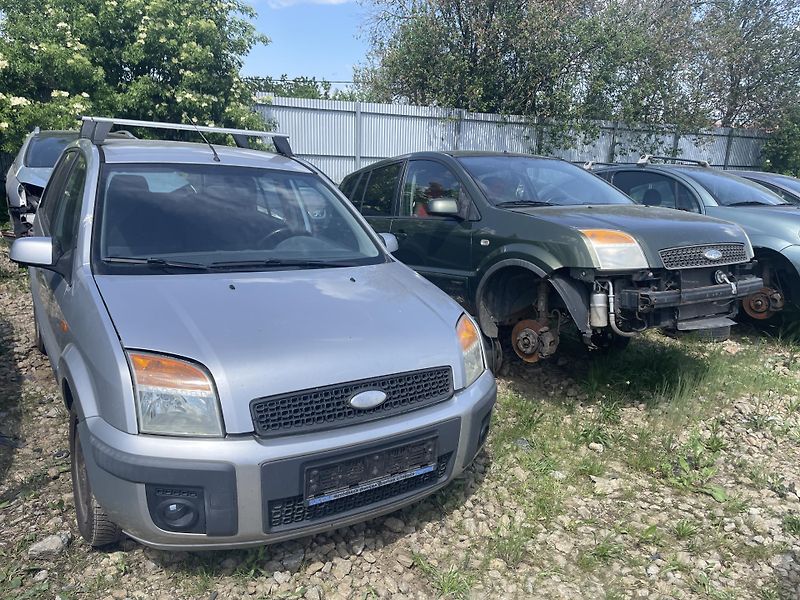 Ford Fusion NÁHRADNÍ DÍLY - fotka 1 z 8