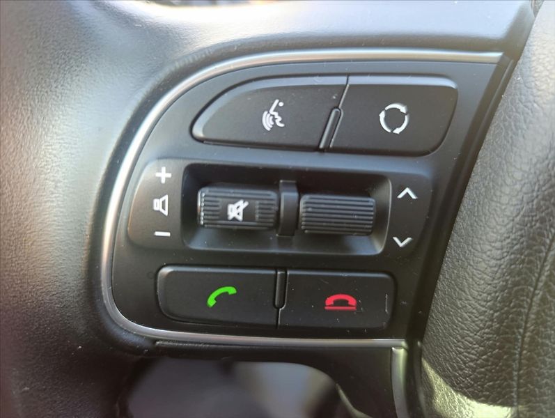 Kia Sportage 1,7 CRDi Navi Kamera Tempomat - fotka 28 z 33