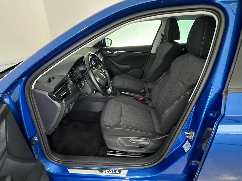 Škoda Scala Ambition - fotka 7 z 27