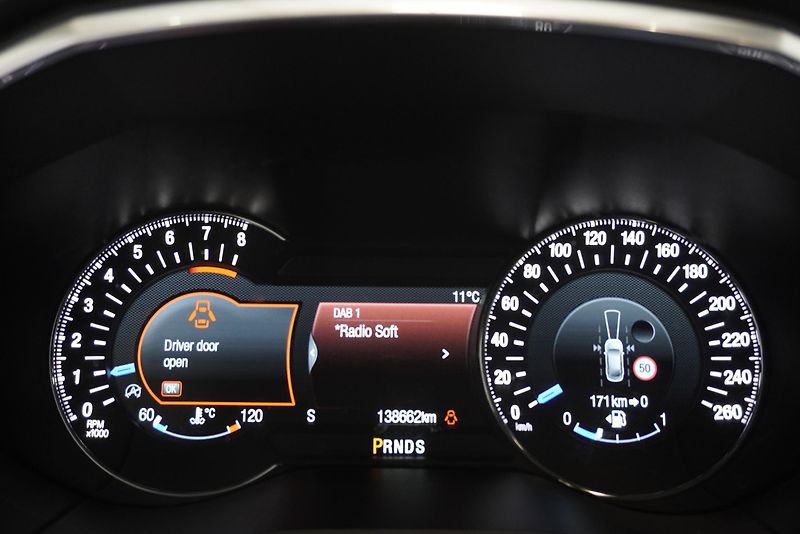 Ford S-MAX 2.0 ECOBOOST,7MÍST,138 000KM! - fotka 14 z 27