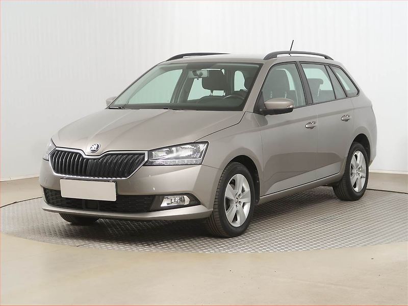 Škoda Fabia (2018) 1.0 TSI, ČR,1.maj, Tempomat - fotka 2 z 15