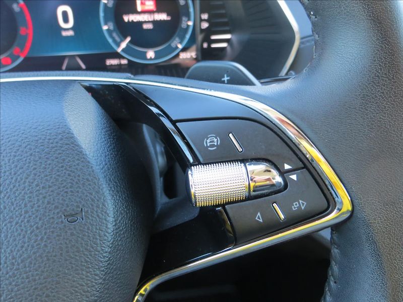 Škoda Octavia 1,5 TSI 110kW DSG Ambition ČR - fotka 22 z 26