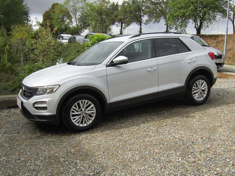 Volkswagen T-Roc (2018) 1.0 TSI 85kW  1.majitel - fotka 2 z 39