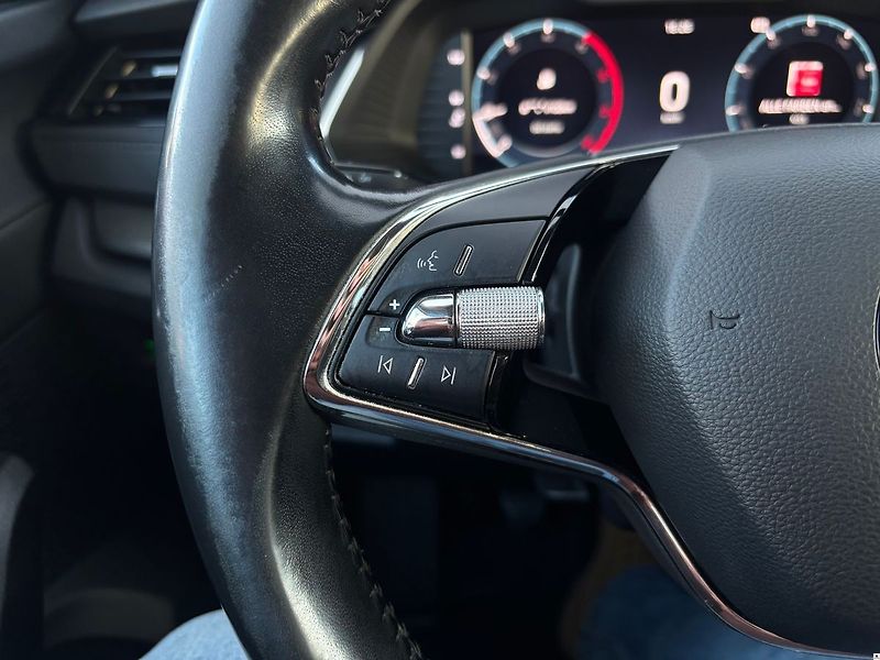 Škoda Octavia 2.0TDI/2021VIRTUAL.DPH.1MAJ.ZÁ - fotka 30 z 46