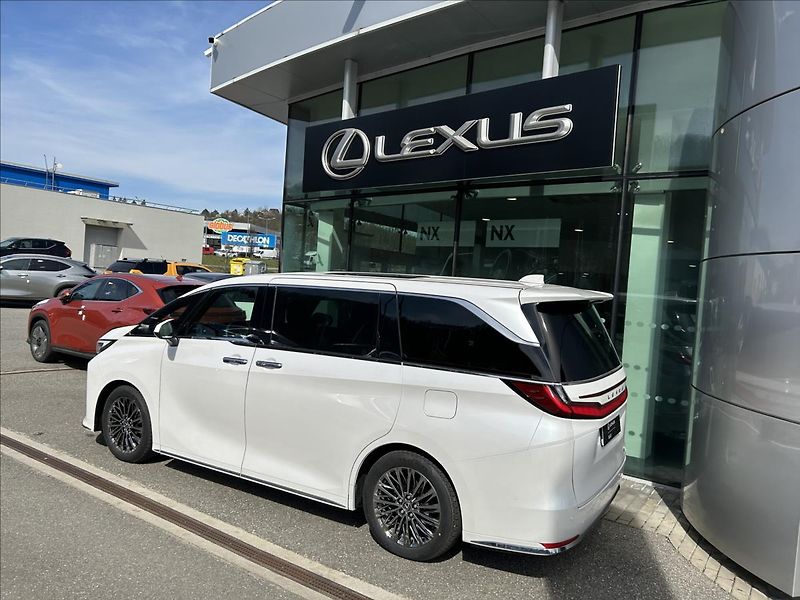 Lexus LM 350h  2,5 350h 4×4 LUXURY - fotka 3 z 14