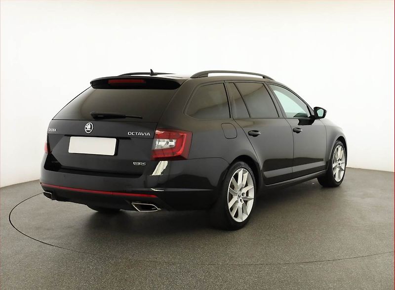 Škoda Octavia (2018) RS 2.0 TDI, Navi, Tempomat - fotka 5 z 20