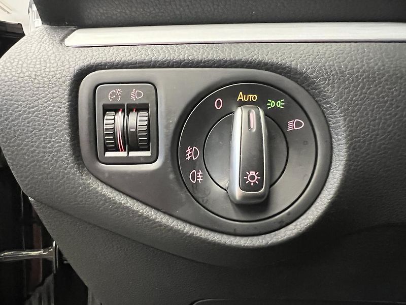 Volkswagen Sharan 2.0 TDI 110 kW - fotka 17 z 22