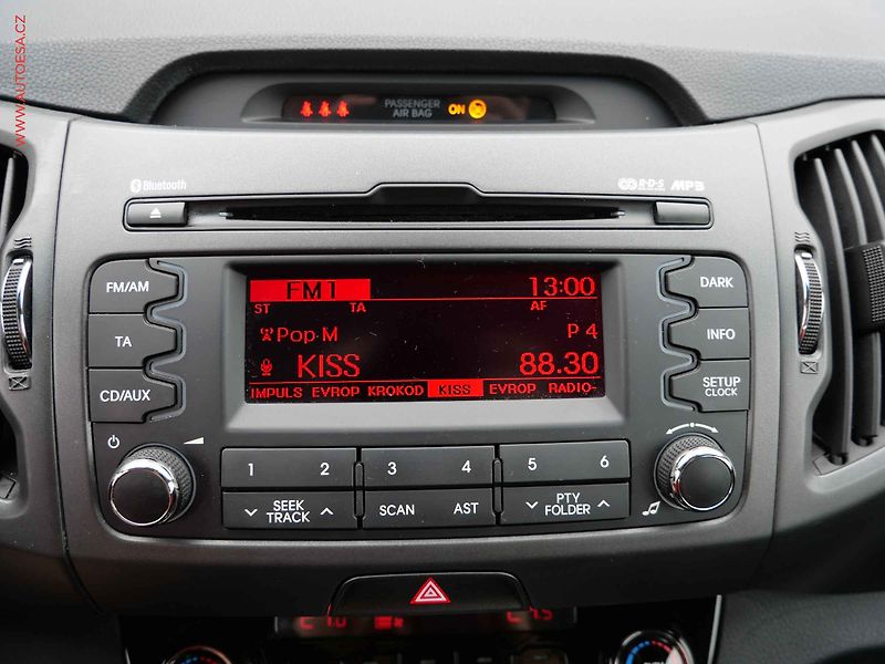 Kia Sportage (2013) 1.6 GDi, ČR - fotka 20 z 21