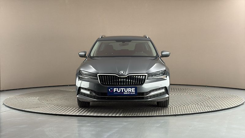 Škoda Superb 2.0 TDI DSG Style Combi - fotka 3 z 27