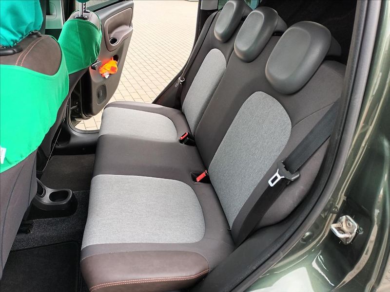 Fiat Panda 1,3 JTD,70KW,4X4,KLIMA  CROSS - fotka 17 z 43