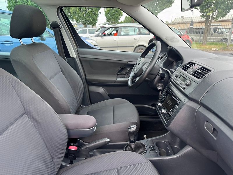 Škoda Roomster (2012) SCOUT 1,6 TDI 66 KW BELGIE STK - fotka 37 z 50