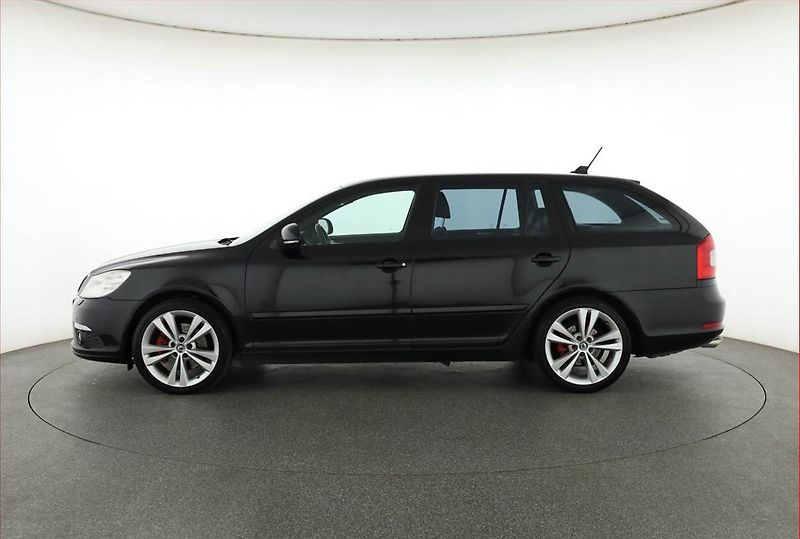Škoda Octavia (2012) RS 2.0 TDI, Serv.kniha, Navi - fotka 3 z 17