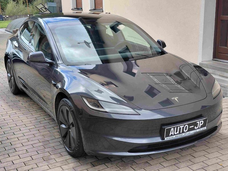 Tesla Model 3 HIGHLAND AWD ACC LED 18ALU - fotka 2 z 17