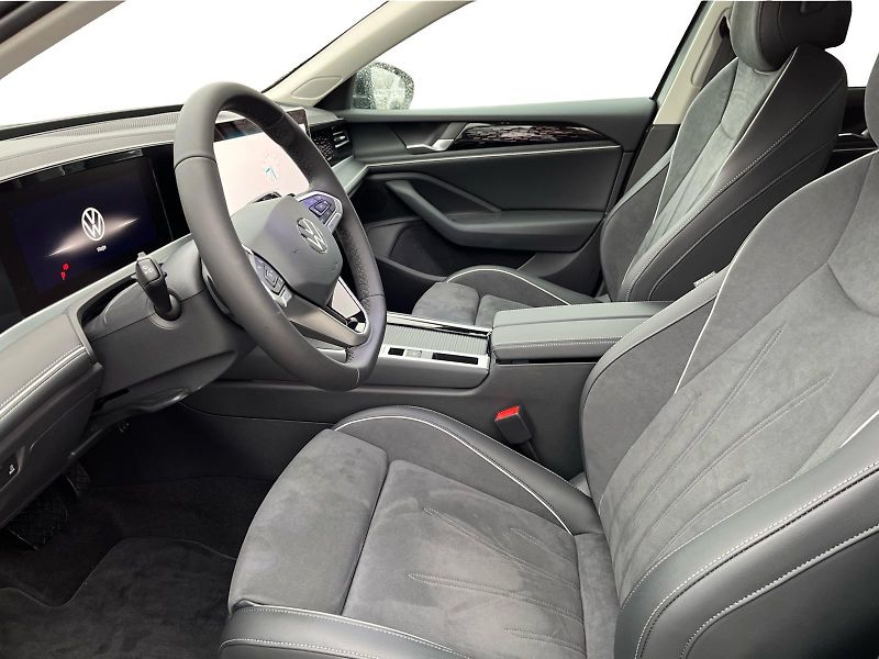 Volkswagen Passat 2.0TSI 150kW ELEGANCE - fotka 11 z 27