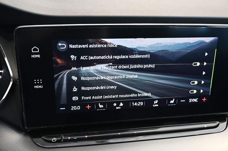 Škoda Octavia (2023) 2.0 DSG LED ACC VIRTUAL TDI - fotka 17 z 30
