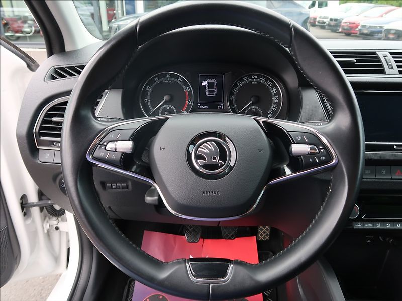 Škoda Fabia 1,0 TSi,70kW,1majČR,serv.k,DPH - fotka 15 z 28