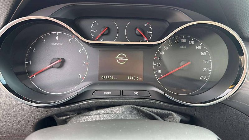 Opel Crossland Elegance F 12 XHL 81kW/110HP M - fotka 18 z 24
