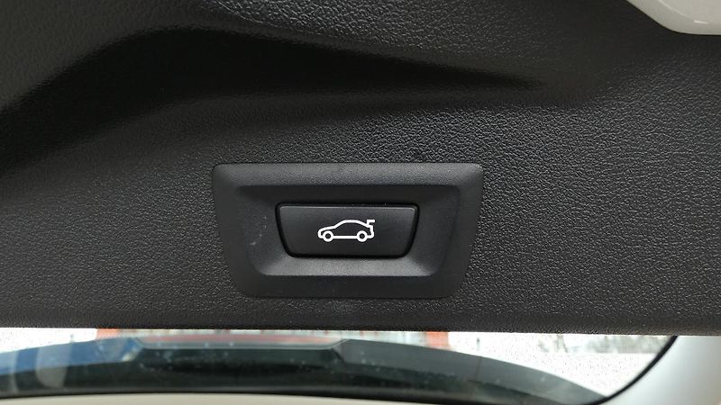 BMW X5 xDrive 40i - fotka 20 z 22