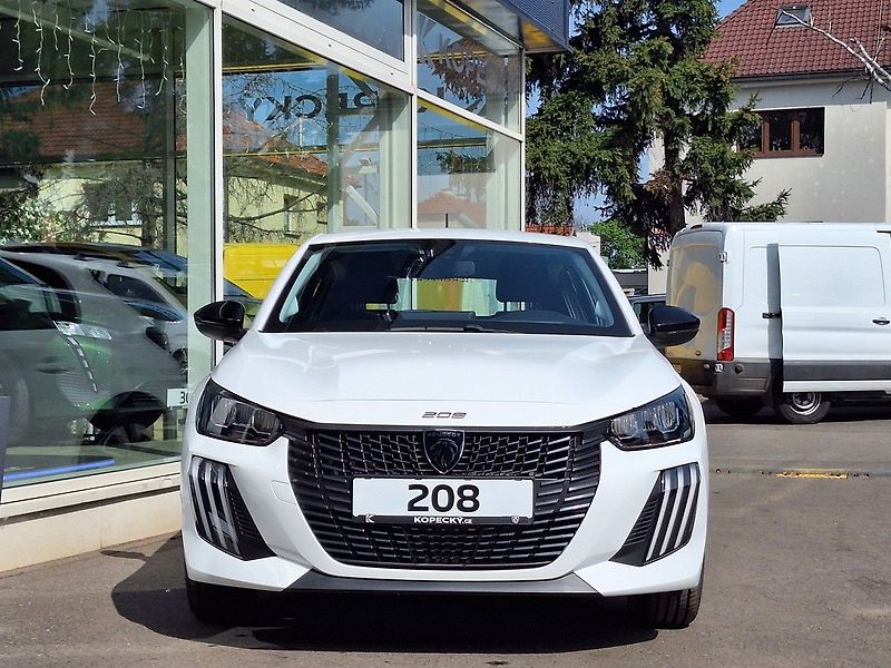 Peugeot 208 (2026) BUSINESS 1.2 TURBO 100k MAN6 - fotka 2 z 20