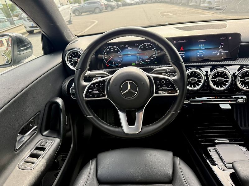 Mercedes-Benz CLA (2022) 250 e - fotka 17 z 38
