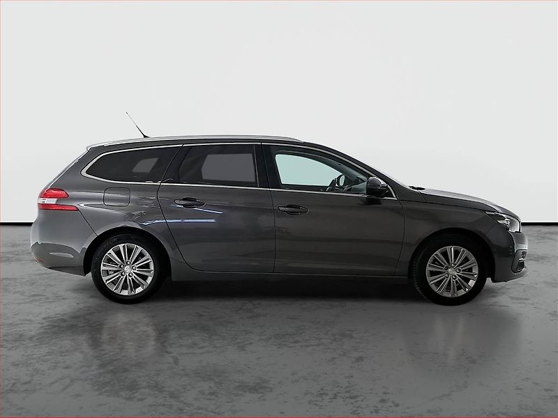 Peugeot 308 (2018) Active 1.2 PureTech, ČR,1.maj - fotka 6 z 20