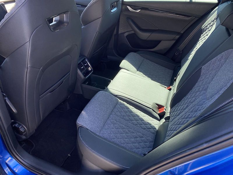 Škoda Octavia (2025) Combi 1.5 TSI M-HEV DSG Sportl - fotka 8 z 34