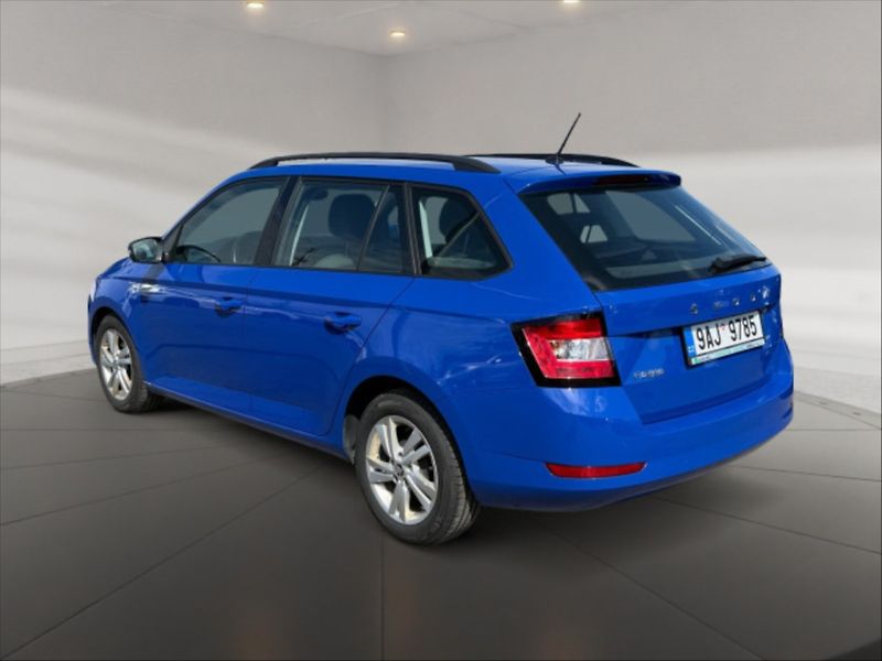 Škoda Fabia 1,0 TSI Ambition - fotka 4 z 10
