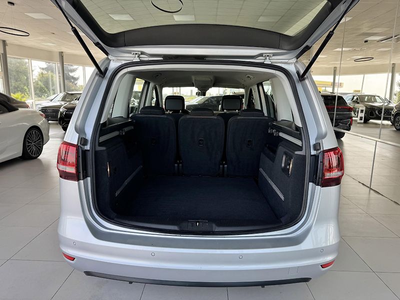Volkswagen Sharan 2,0TDI 110kW*DSG*Tažné*DPH - fotka 36 z 40