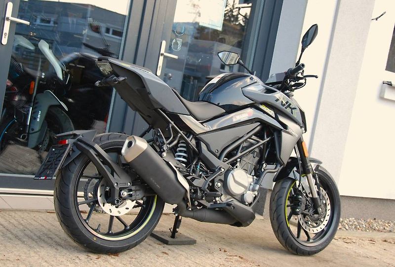 CFMOTO 300 NK (2026) 300NK - fotka 3 z 25