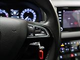 Škoda Karoq 1,5 TSI ČR 1. MAJ NAVI 2x ALU - náhled 15