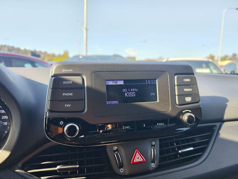Hyundai i30 1.0 T-GDI/88kW Start Plus - fotka 14 z 28