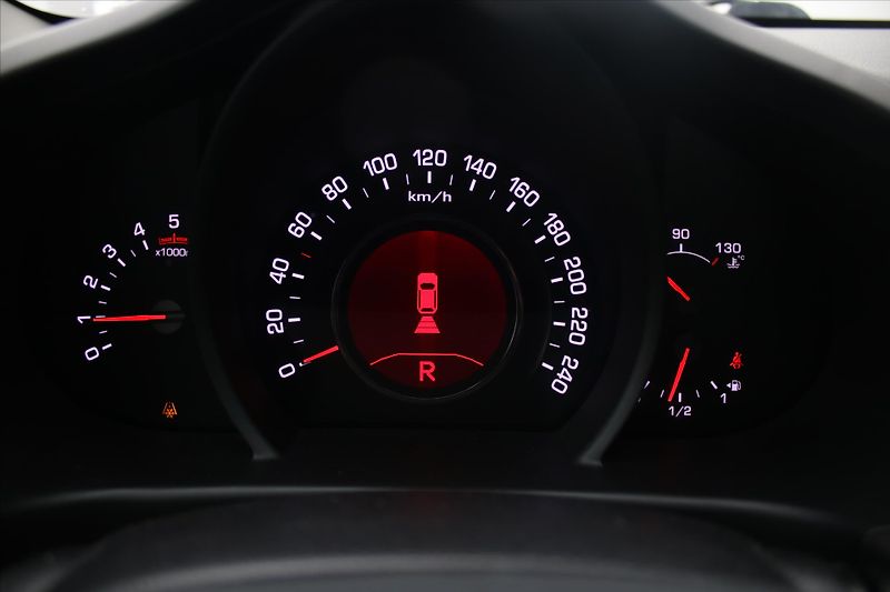 Kia Sportage 2.0 CRDI 135kW 4WD SERVIS. KN. - fotka 15 z 25