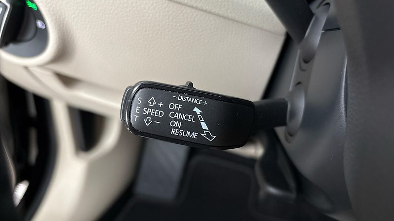 Škoda Superb 2.0 TDI DSG 4x4 L&K Combi - fotka 14 z 36