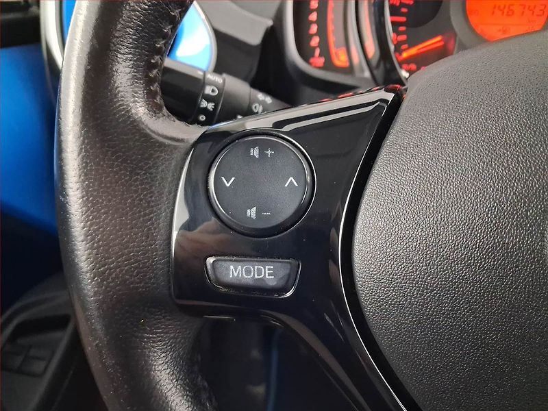 Toyota Aygo (2016) 1.0 VVT-i, Tempomat - fotka 15 z 17