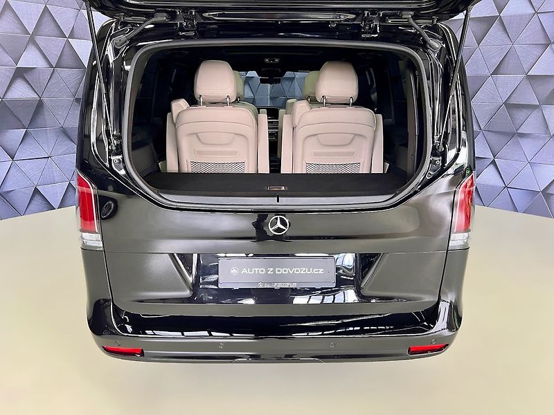 Mercedes-Benz Třídy V 300d 4MATIC AMG EXCLUSIVE, AIR - fotka 32 z 34