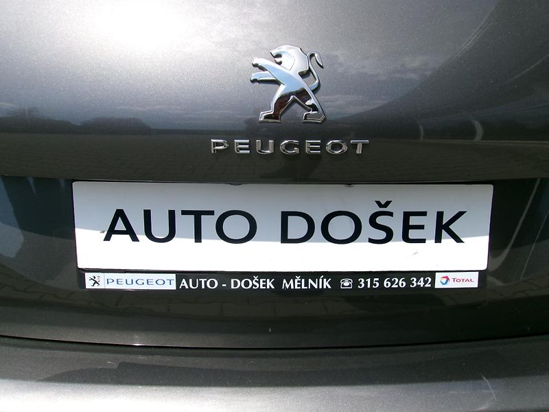 Peugeot 308 (2020) SW - fotka 9 z 25