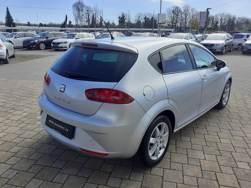 Seat Leon (2010) 1.2 TSi 77kw - fotka 4 z 39