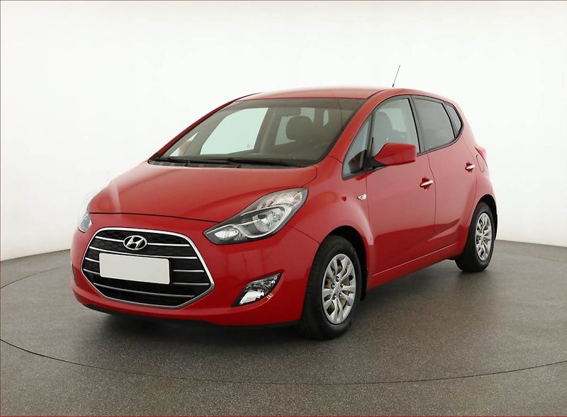 Hyundai ix20 (2019) 1.6 CVVT, Serv.kniha - fotka 2 z 14