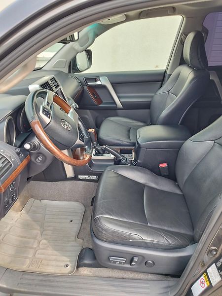 Toyota Land Cruiser (2013) - fotka 9 z 27