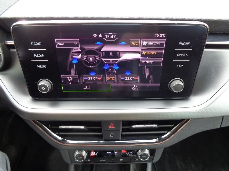 Škoda Kamiq 1.0 TSI STYLE 81 kW - fotka 16 z 29