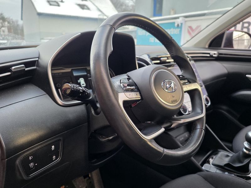 Hyundai Tucson 1.6-1.MAJITEL-V ZÁRUCE-TAŽNÉ - fotka 11 z 14