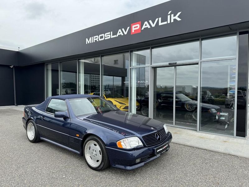 Mercedes-Benz SL 600 AMG - fotka 9 z 21
