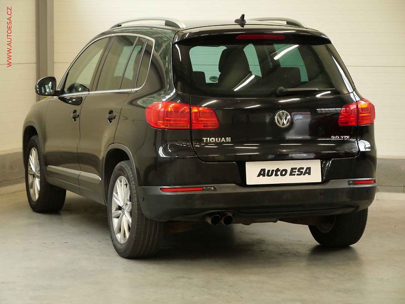 Volkswagen Tiguan (2012) 2.0TDi 4x4, DSG, navi, xenon - fotka 6 z 19