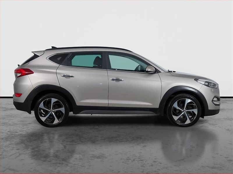 Hyundai Tucson (2016) Style 1.7 CRDi, Automat - fotka 6 z 25