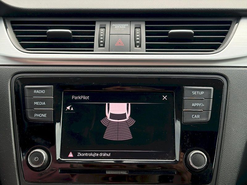 Škoda Rapid (2018) 1.0 TSI / 70kW / AMBITION - fotka 24 z 25