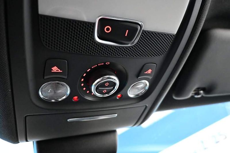 Audi SQ5 (2014) 3.0 230 KW QUATTRO Bi-Xenon Ka - fotka 33 z 44
